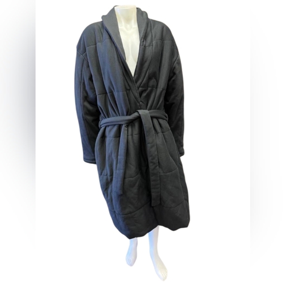 Amazon Essentials NWT Women's Relaxed-Fit Cotton PaddedHome Coat Black Size XXL - Picture 3 of 10